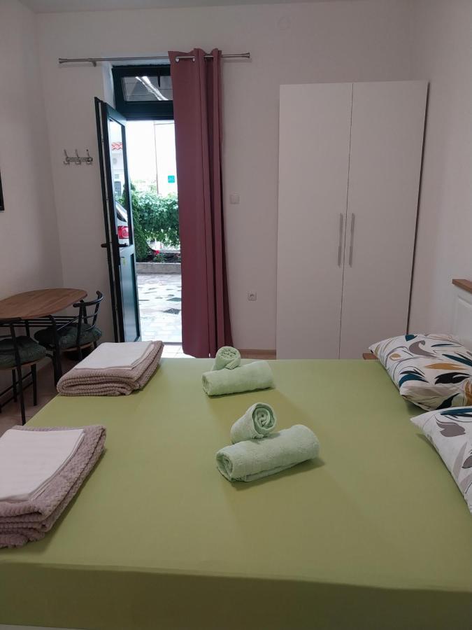 Sobe Kraft 2 Apartment Zivogosce Luaran gambar