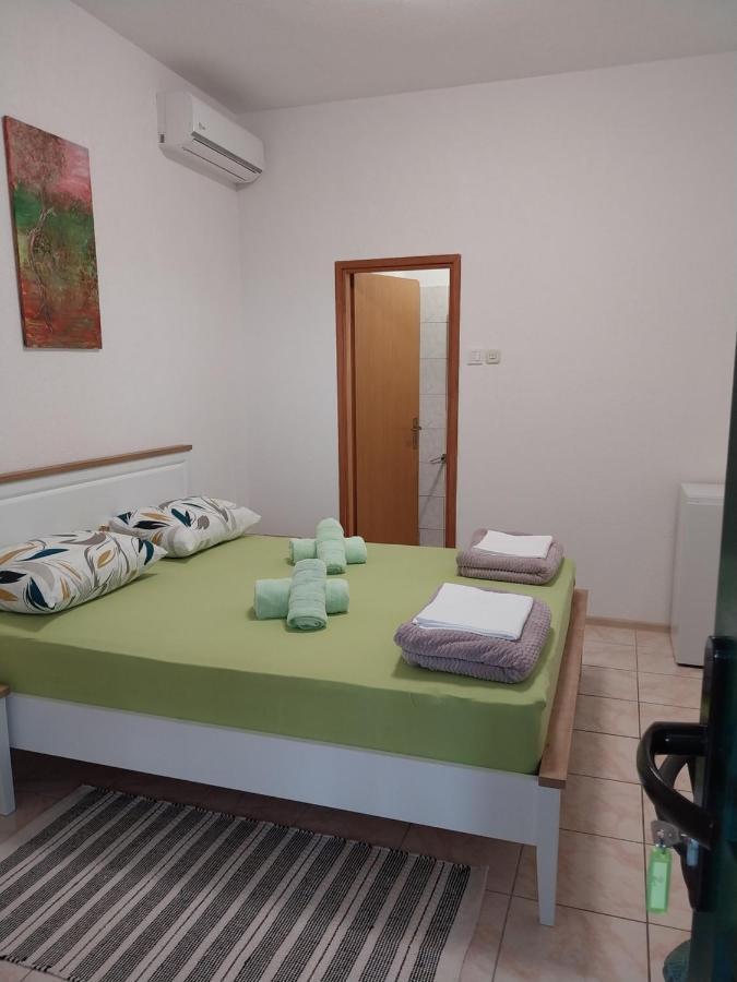 Sobe Kraft 2 Apartment Zivogosce Luaran gambar